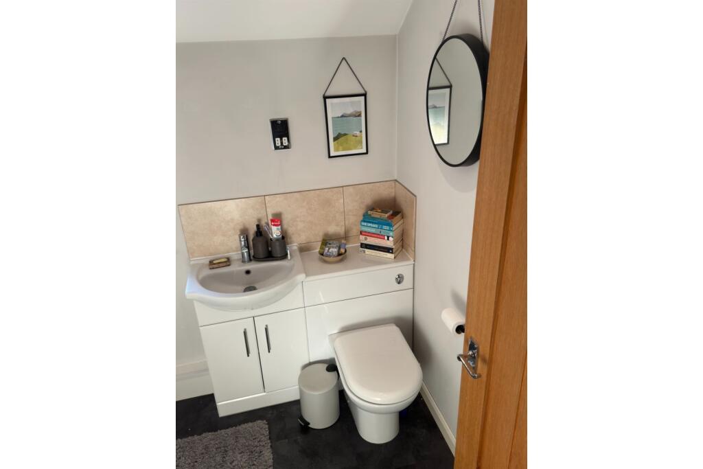 Additional image 19 of Oak Street, Keighley, BD22