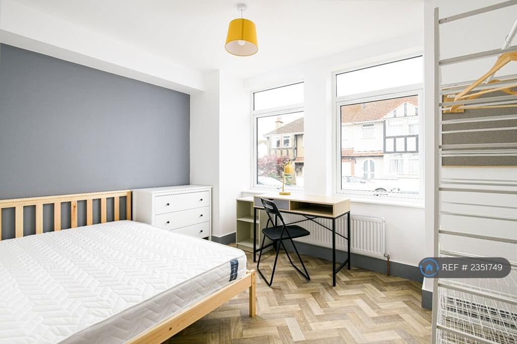 Additional image 16 of Braikenridge Road, Bristol, BS4