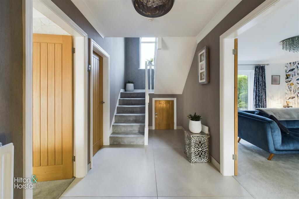 Additional image 23 of Clover Crescent, Burnley