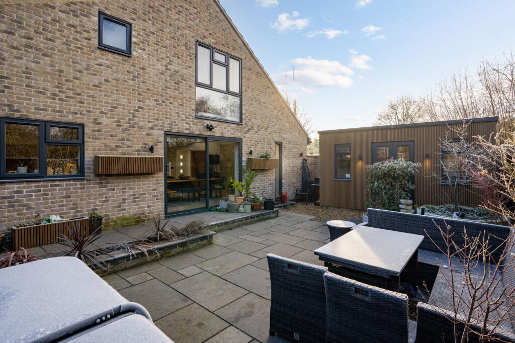 Additional image 22 of Highfields , Caldecote , CB23 7NY