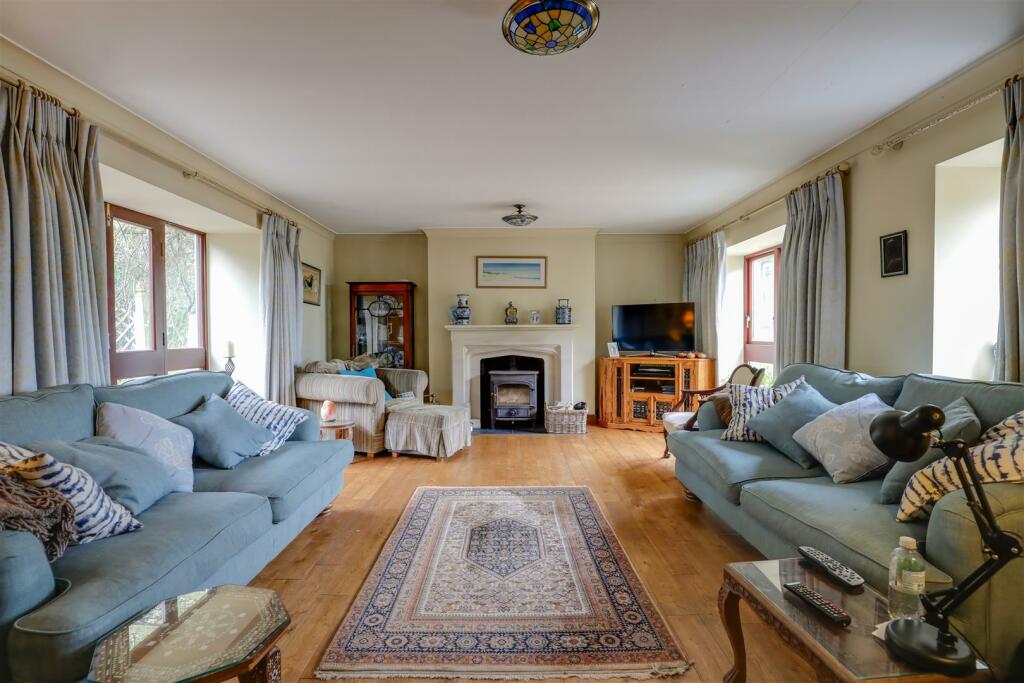 Additional image 12 of The Barn, Woodland Lane, Leckwith, Vale Of Glamorgan, CF11 8AS