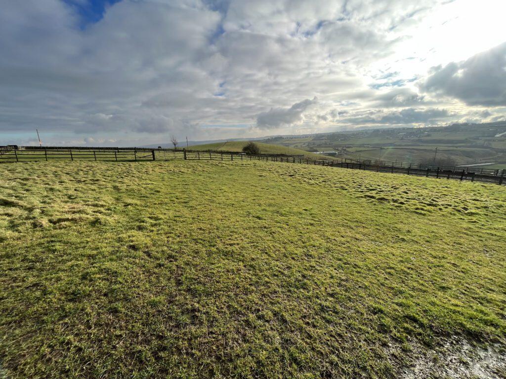 Additional image 14 of Equestrian Property for Sale – Five Acre Farm, Dean Lane, Thornton, Bradford, BD13 3RZ