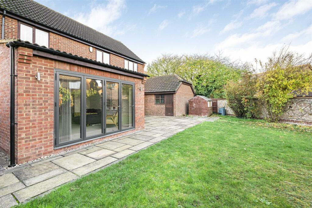 Additional image 24 of Harebell Close, Cambridge