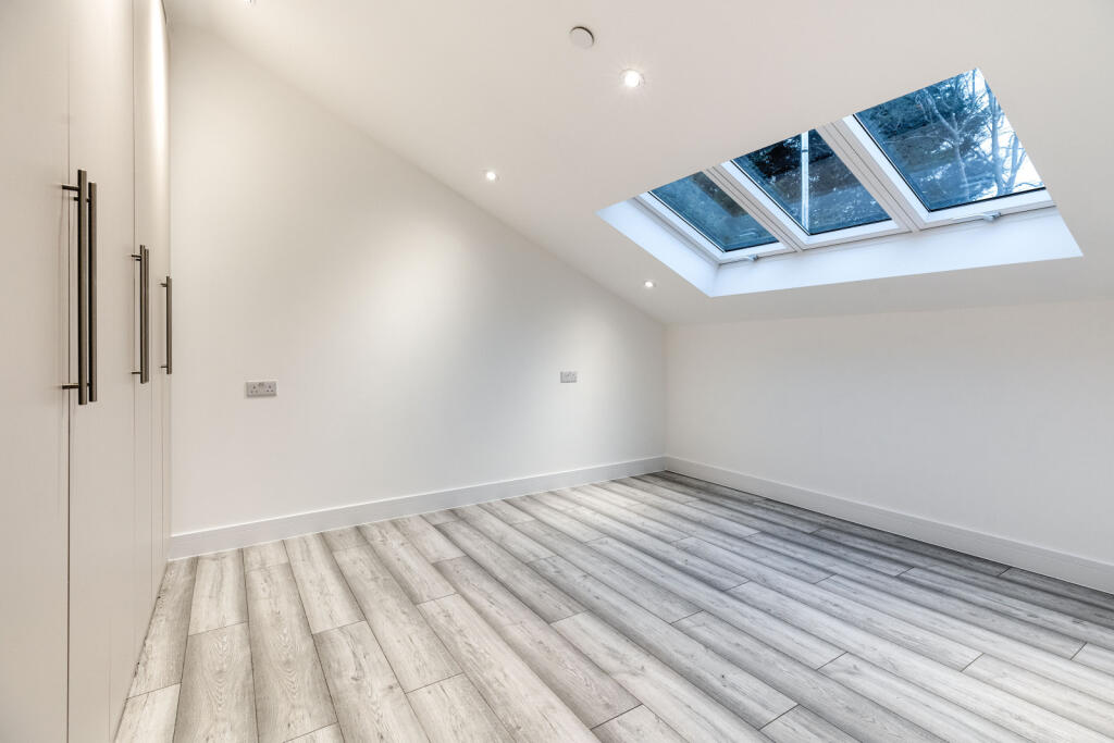 Additional image 14 of The Hill, Wheathampstead, St. Albans, Hertfordshire, AL4