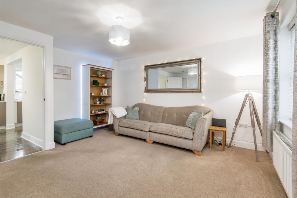 Additional image 3 of Whitehead Close, Laisterdyke, Bradford