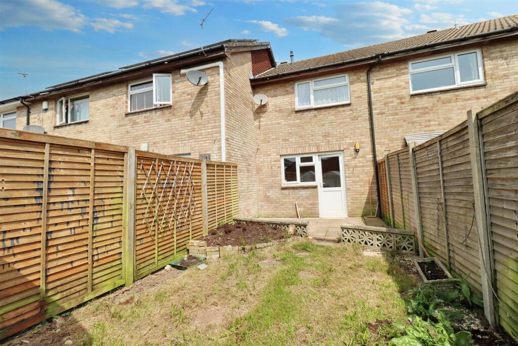 Additional image 9 of Cul-de-sac location within Yeolands Drive, Clevedon