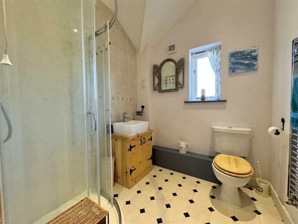 Additional image 20 of Croglin