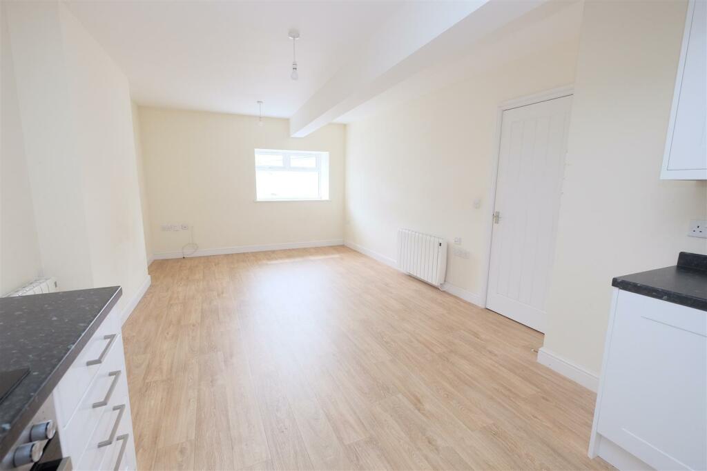 Additional image 5 of TENANTED FLAT | MIDSOMER NORTON