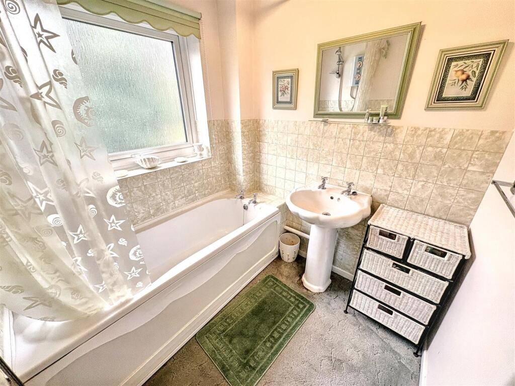 Additional image 19 of Billesley Lane, Moseley