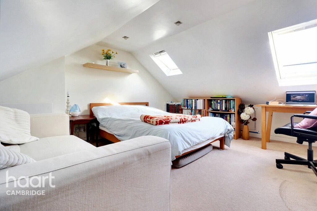 Additional image 3 of Pen Close, Cambridge
