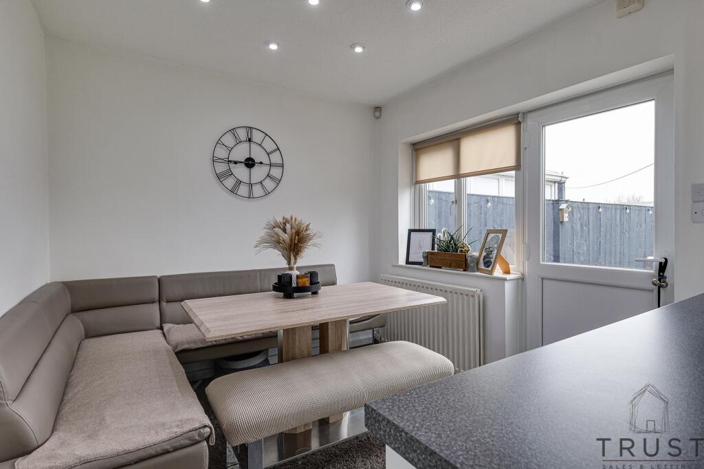 Additional image 7 of Links Avenue, Cleckheaton