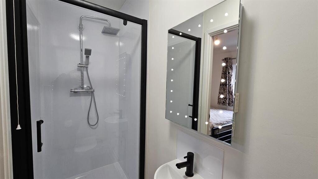 Additional image 8 of Rooms available - 53 Canterbury Street, Cambridge, CB4 3QG