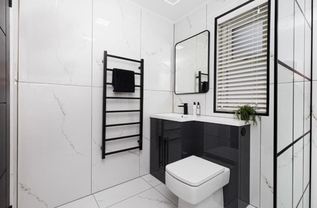 Additional image 18 of Undercliffe Road, Bradford, BD2 3BJ