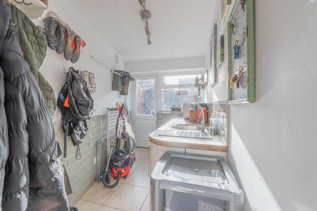Additional image 11 of The Dingle, Cheswick Green, Solihull, B90 4JW
