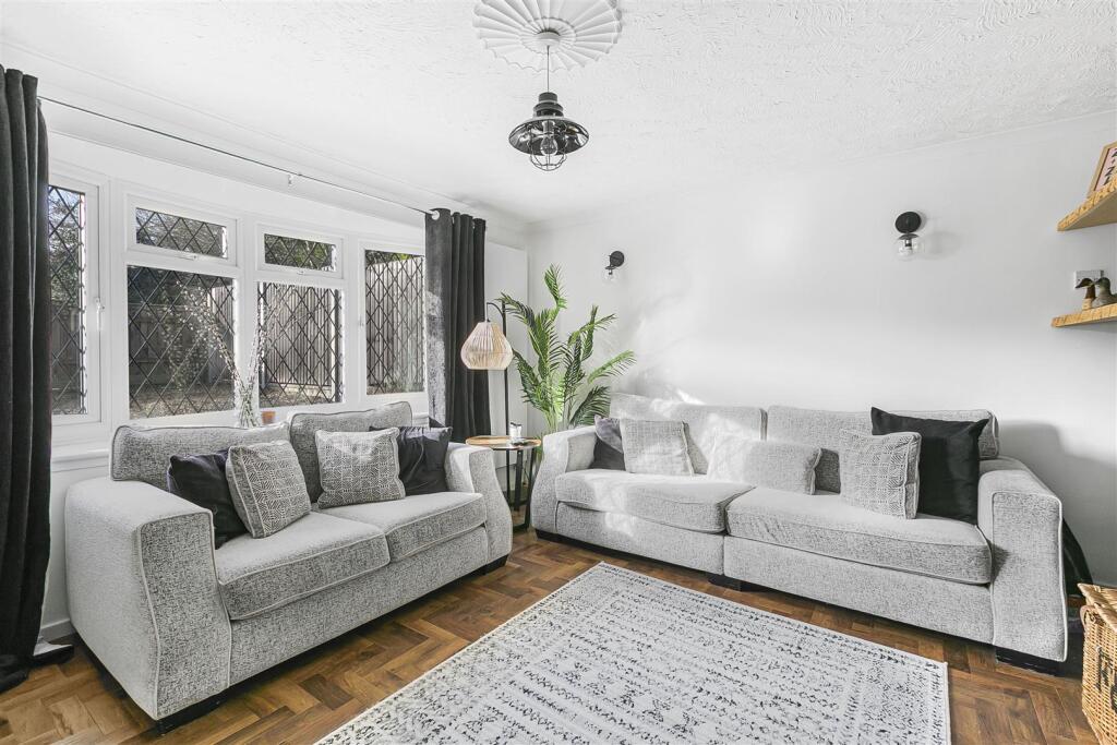 Additional image 6 of Glebe Cottages, Essendon