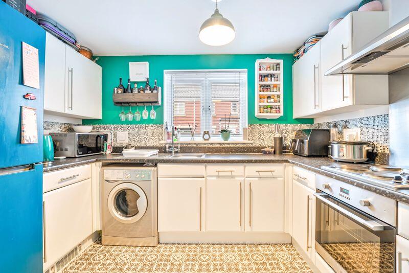 Additional image 5 of Macfarlane Chase, Weston-Super-Mare - STYLISH FLAT