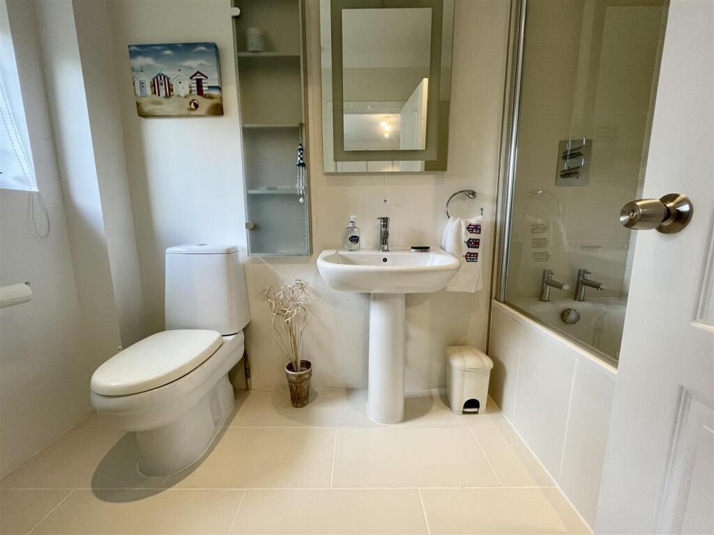 Additional image 20 of Pinewood Road, Ferndown