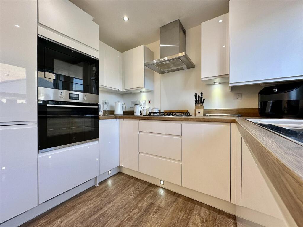 Additional image 32 of Cowleaze Path, Banwell