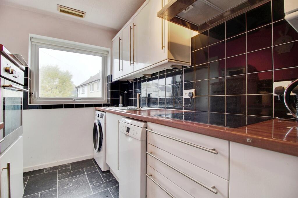 Additional image 7 of Woodside Road, WELWYN