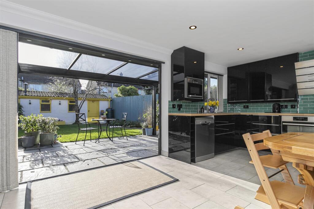 Additional image 10 of Mount Crescent, Winterbourne