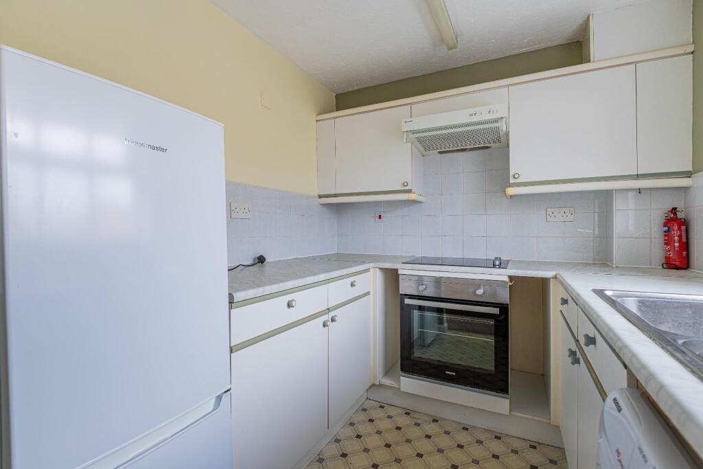 Additional image 5 of Fonthill Place, Cardiff