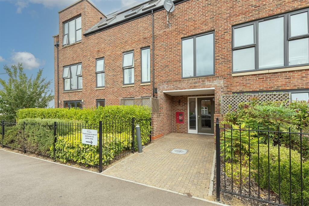 Additional image 15 of Hedley Road, St. Albans