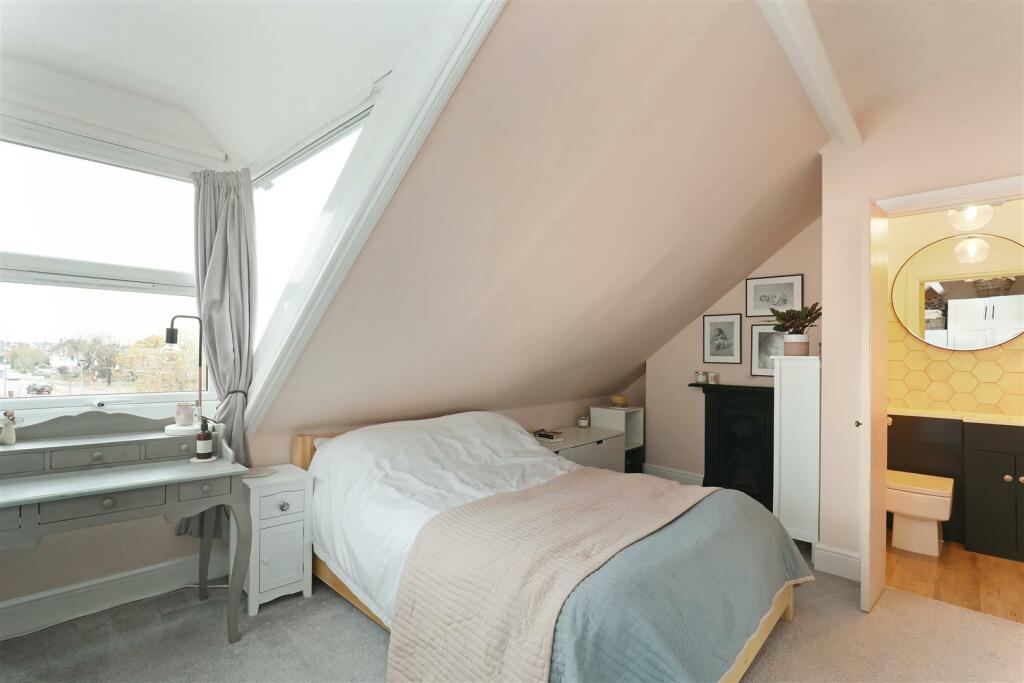 Additional image 21 of Superb Maisonette in Westbury Park