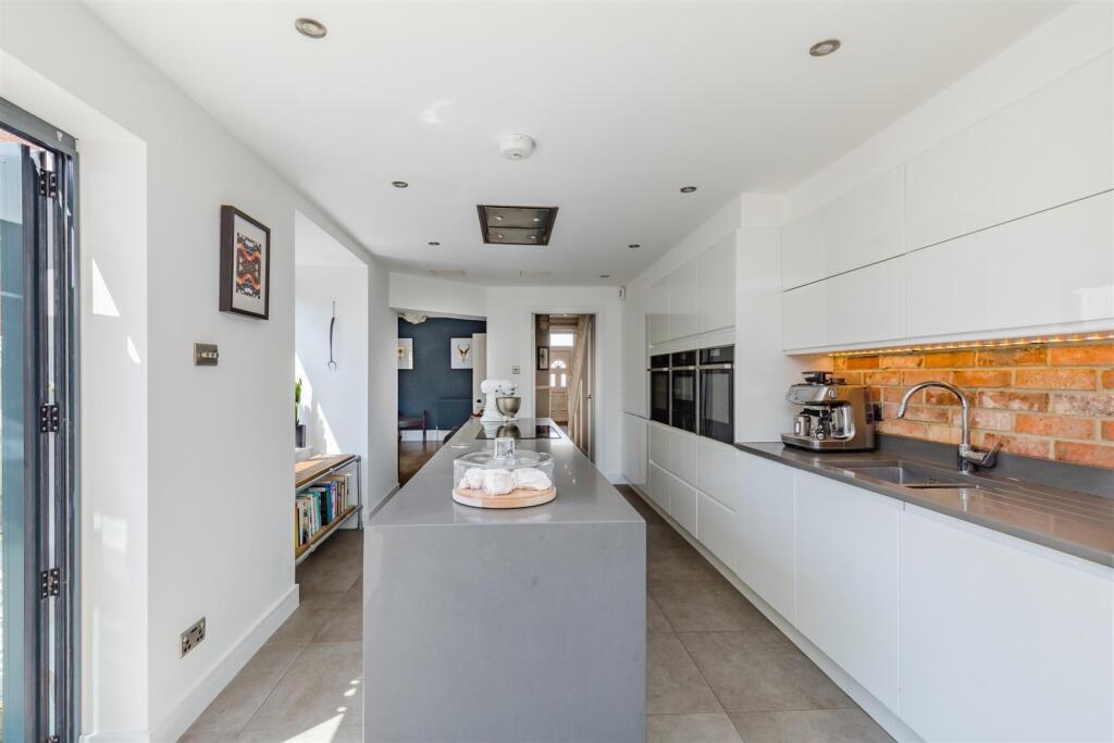 Additional image 14 of Sutton Park Road, Seaford