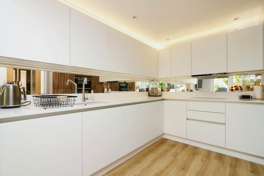 Additional image 2 of Norman Road, Welwyn, Herts, AL6