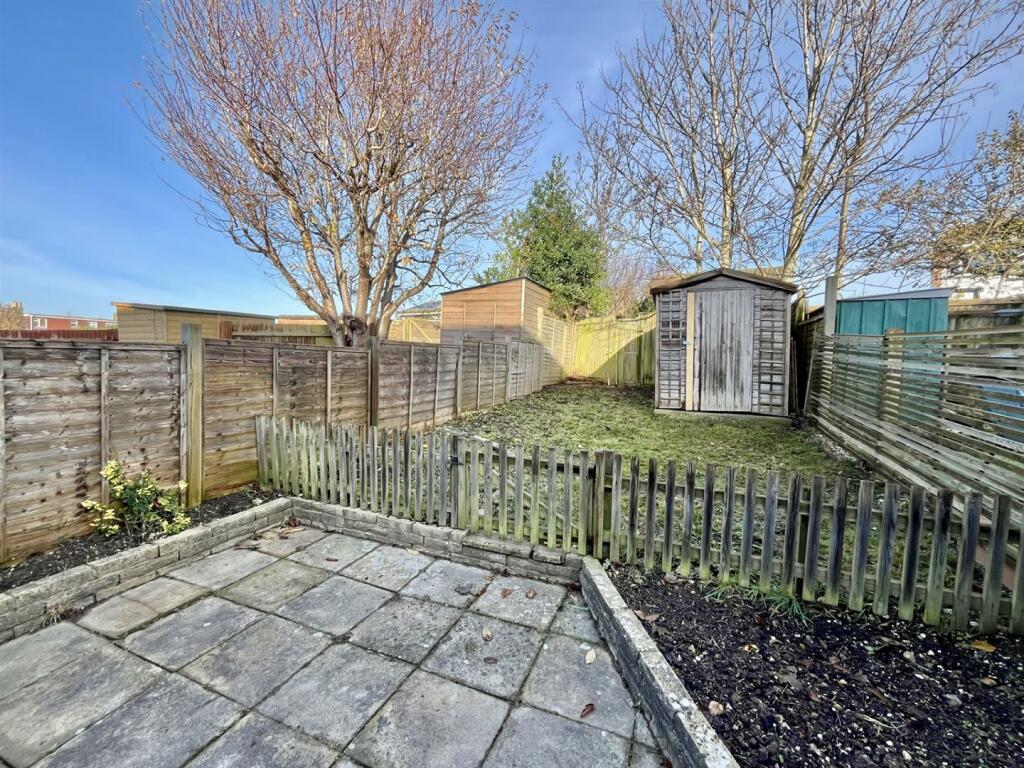 Additional image 14 of Iford Close, Denton