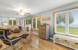 Additional image 3 of 40100 Shore Rd