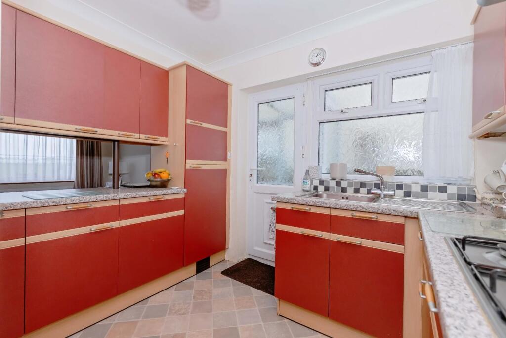 Additional image 11 of Seafield Avenue, Goring-By-Sea