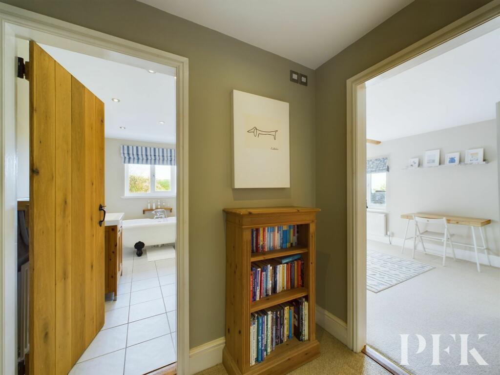 Additional image 28 of Egremont, CA22