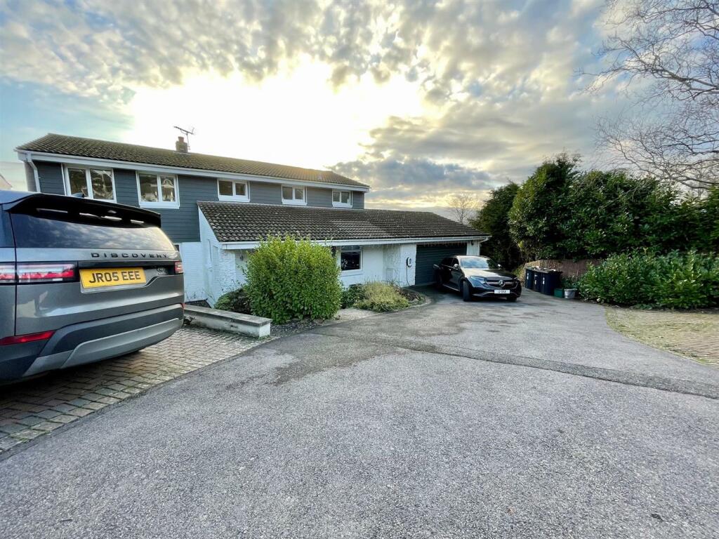 Additional image 25 of Stroud Close, Wimborne