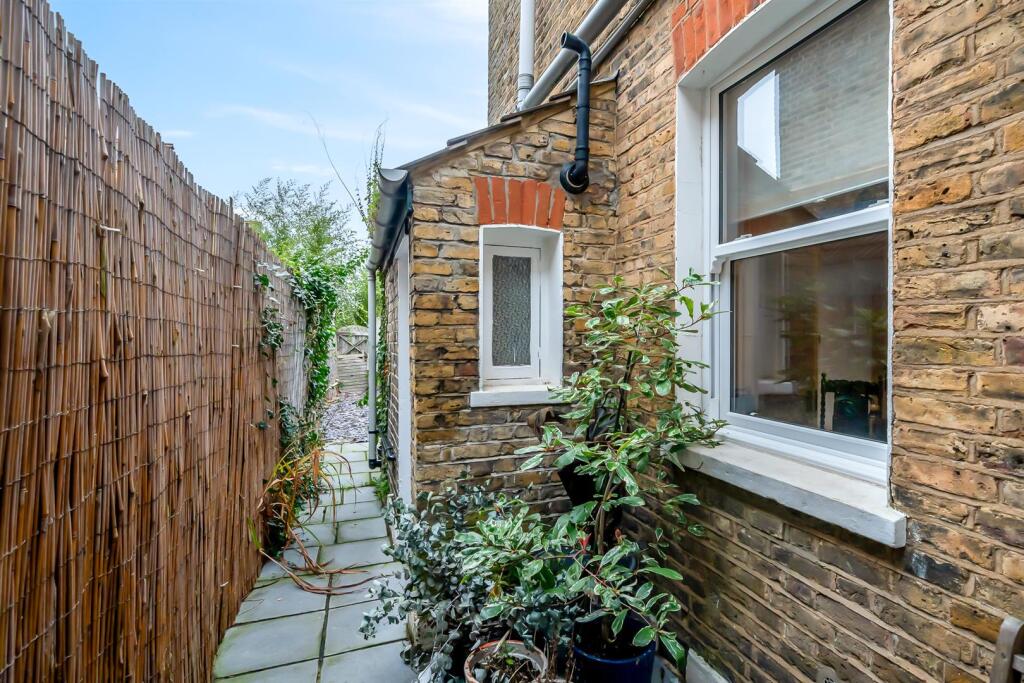 Additional image 10 of Fairfield Road, Bromley, BR1