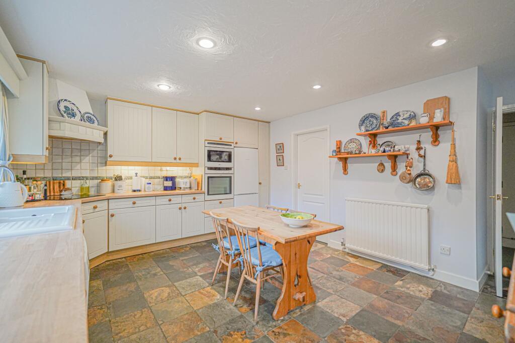 Additional image 4 of Beconsfield Close, Dorridge, B93