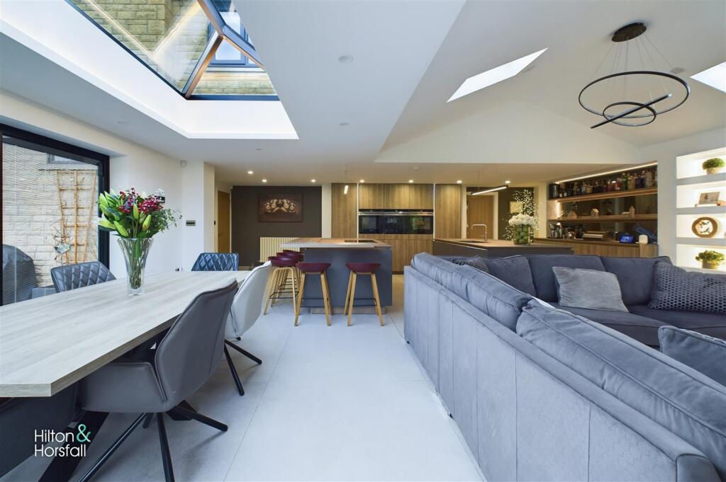 Additional image 5 of Clover Crescent, Burnley