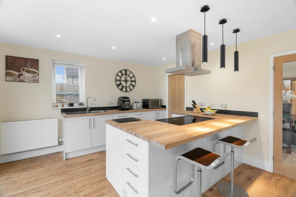 Additional image 11 of King Street, Rampton