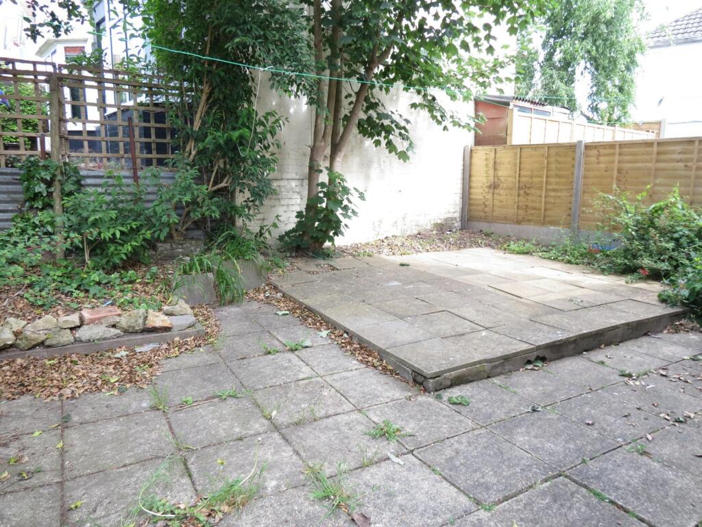 Additional image 9 of 4 bedroom Detached House in Winton