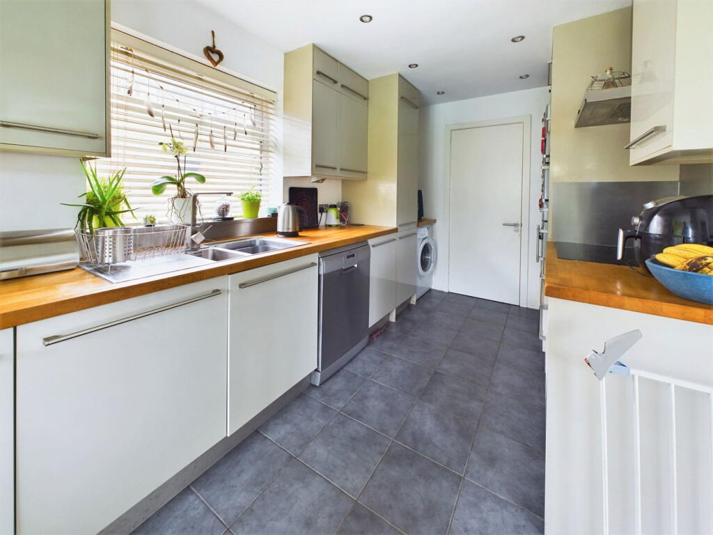 Additional image 5 of Mariners Close,Shoreham-by-sea,West Sussex,BN43 5LU