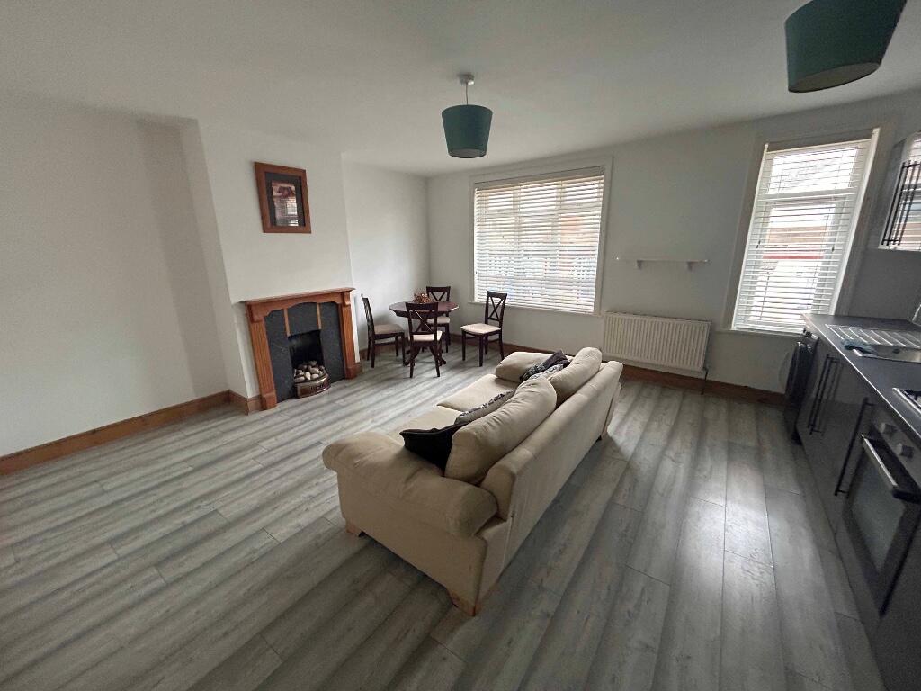 Additional image 5 of Hankinson Road, Bournemouth, 2 bed share of freehold flat