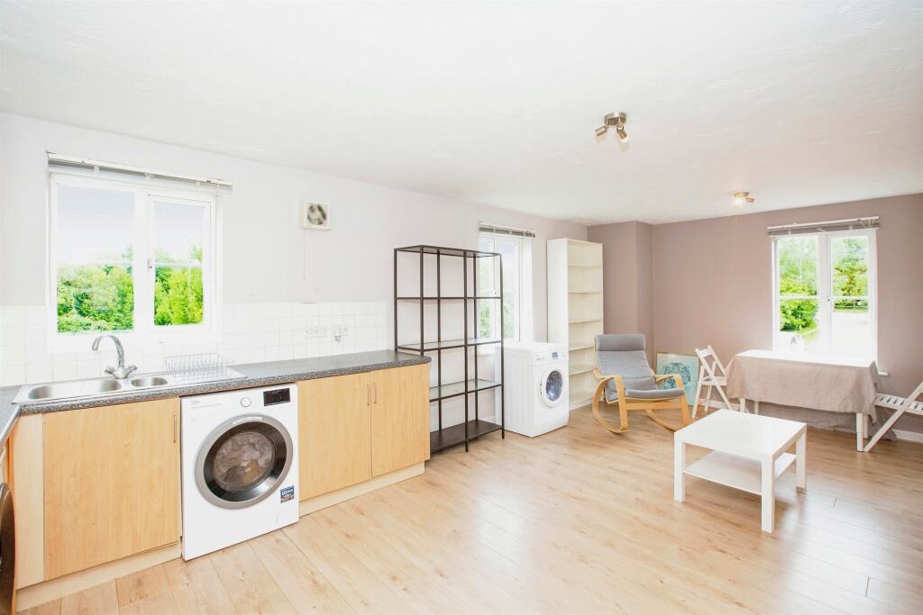 Additional image 8 of Cheere Way, Papworth Everard, Cambridge