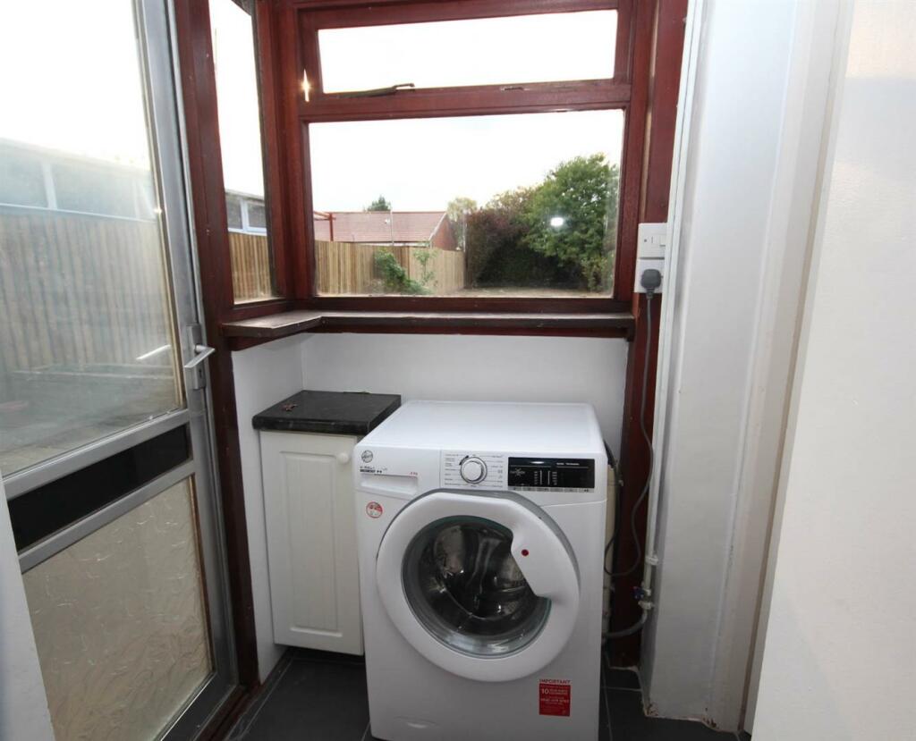 Additional image 10 of 64 Mowbray Road