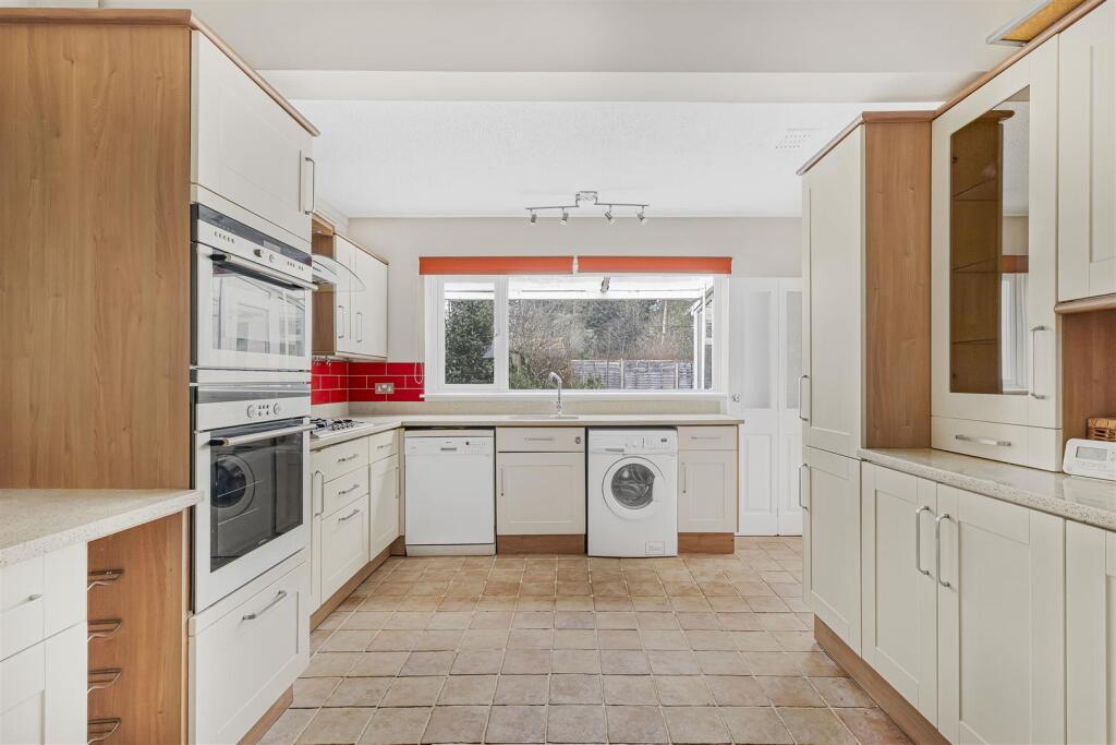 Additional image 4 of Main Street, Hardwick