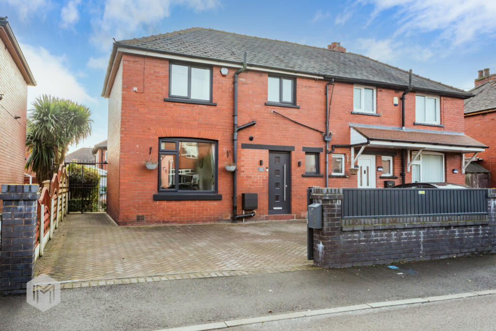 Crescent Road, Kearsley, Bolton, Greater Manchester, BL4 8LF