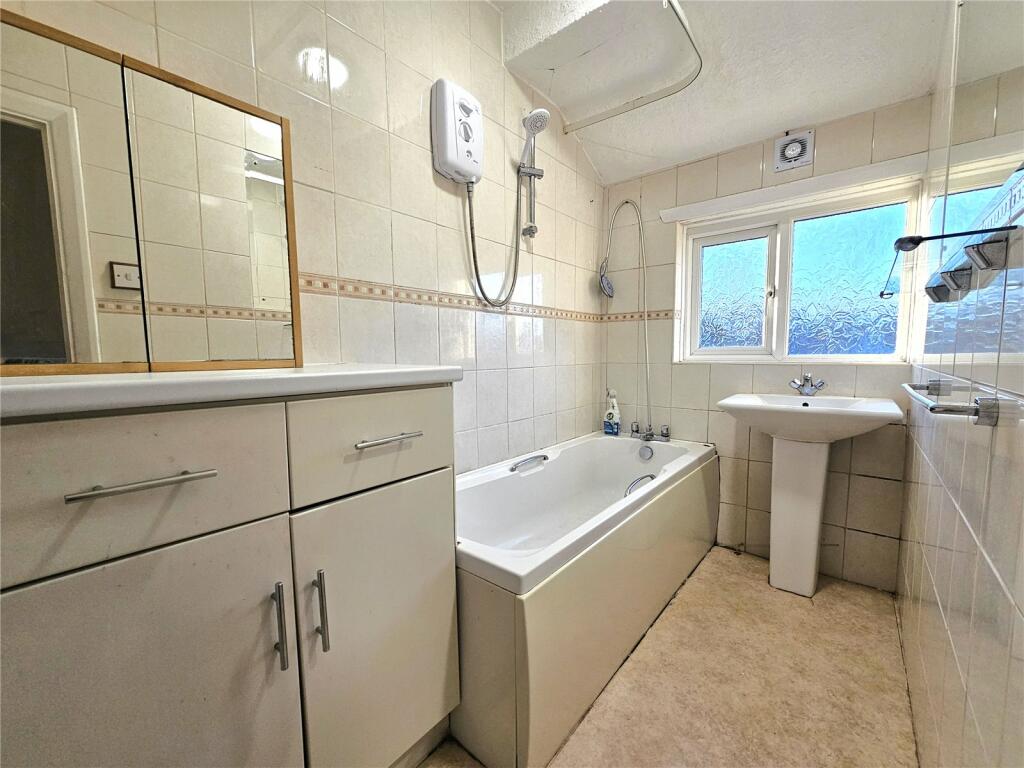 Additional image 6 of Chelford Road, Bromley, BR1