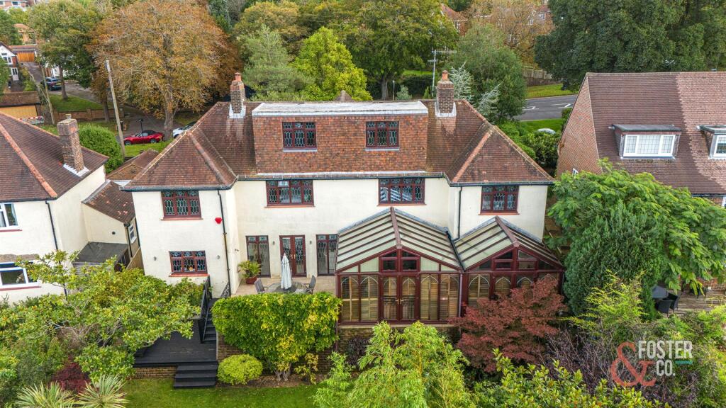 Additional image 38 of Surrenden Crescent, Brighton