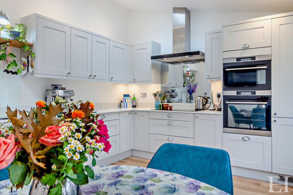 Additional image 4 of Hardwick