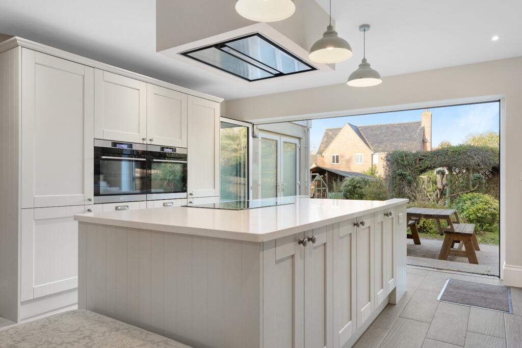 Additional image 3 of The Lanes, Over