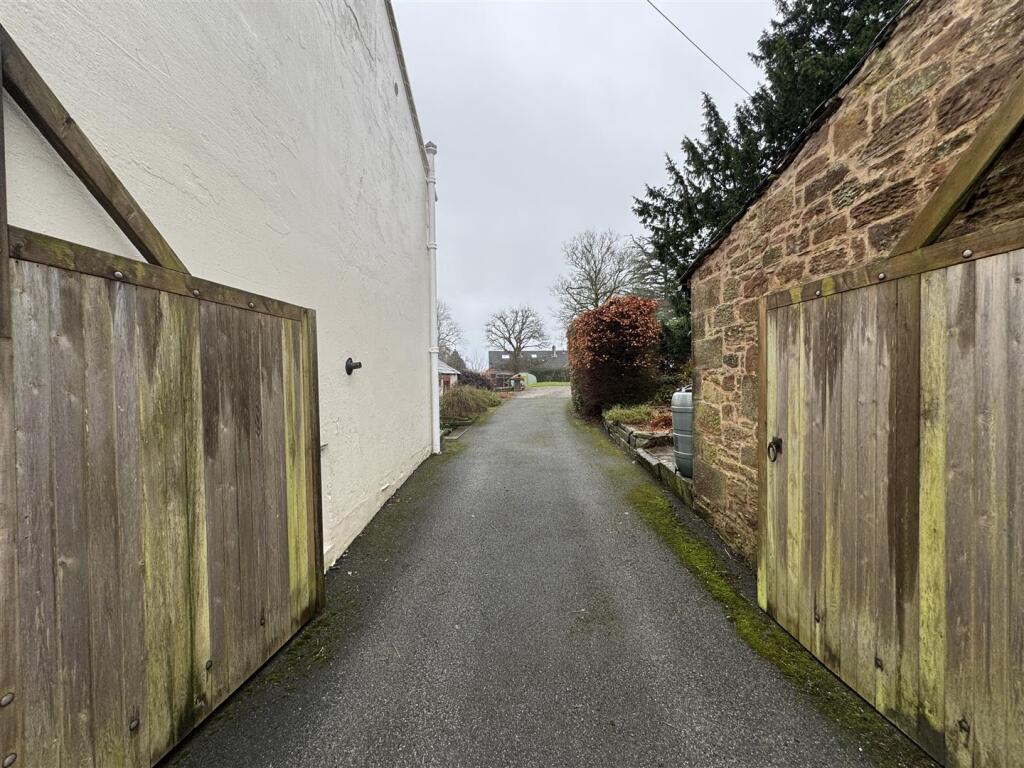 Additional image 34 of Woodend